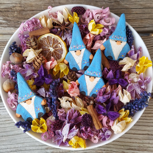 A Gnome for All Seasons - Springtime Artisan Potpourri